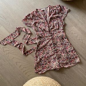 GREAT Condition Floral Romper